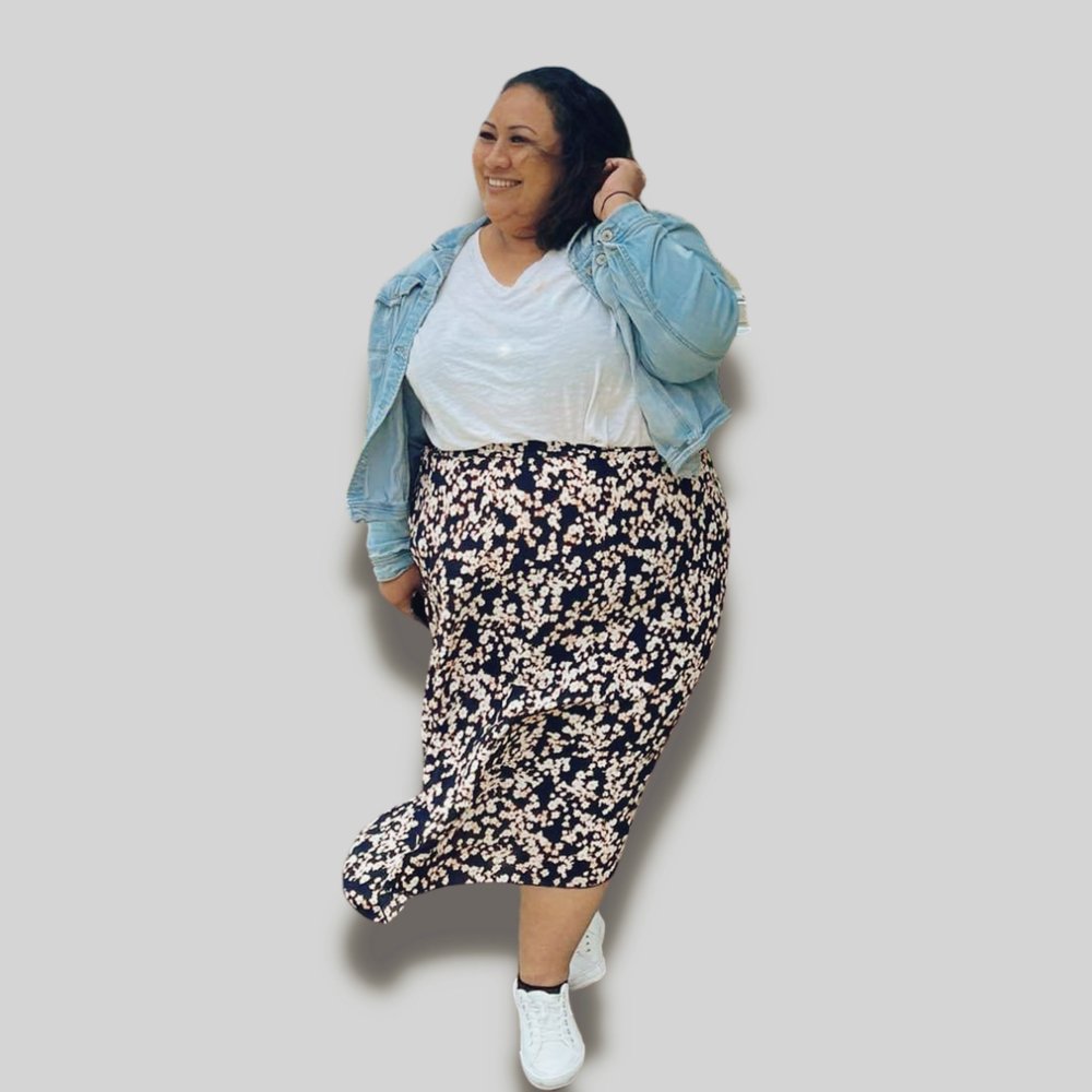 MICHELLE  24-26 / AKL