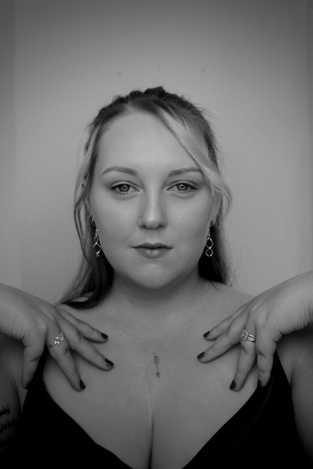 MIKAYLA / 18 / WANGANUI