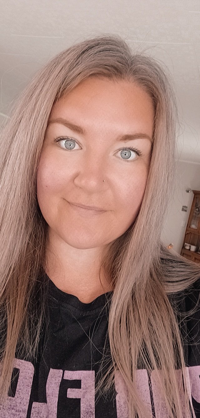 SHELLEY / 20-22 / LEVIN